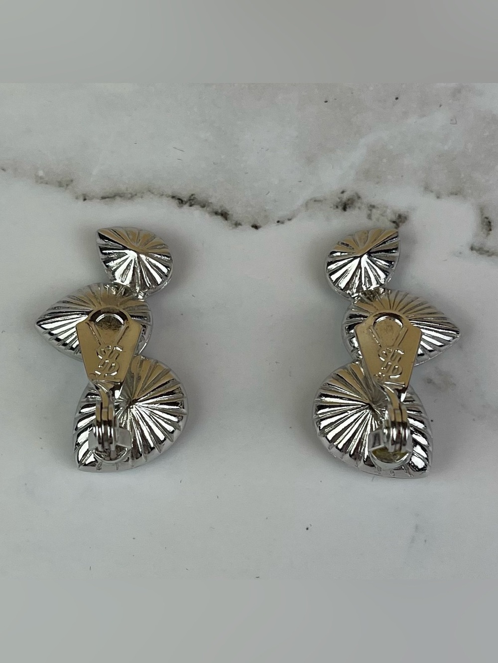Vintage Yves Saint Laurent Couture Ruby Red  Crystal Cluster Clip-On Earrings - Picture 4 of 5